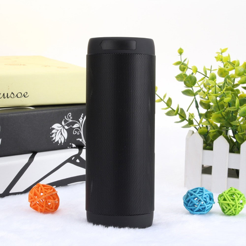 Outdoor Waterproof Bluetooth Speaker